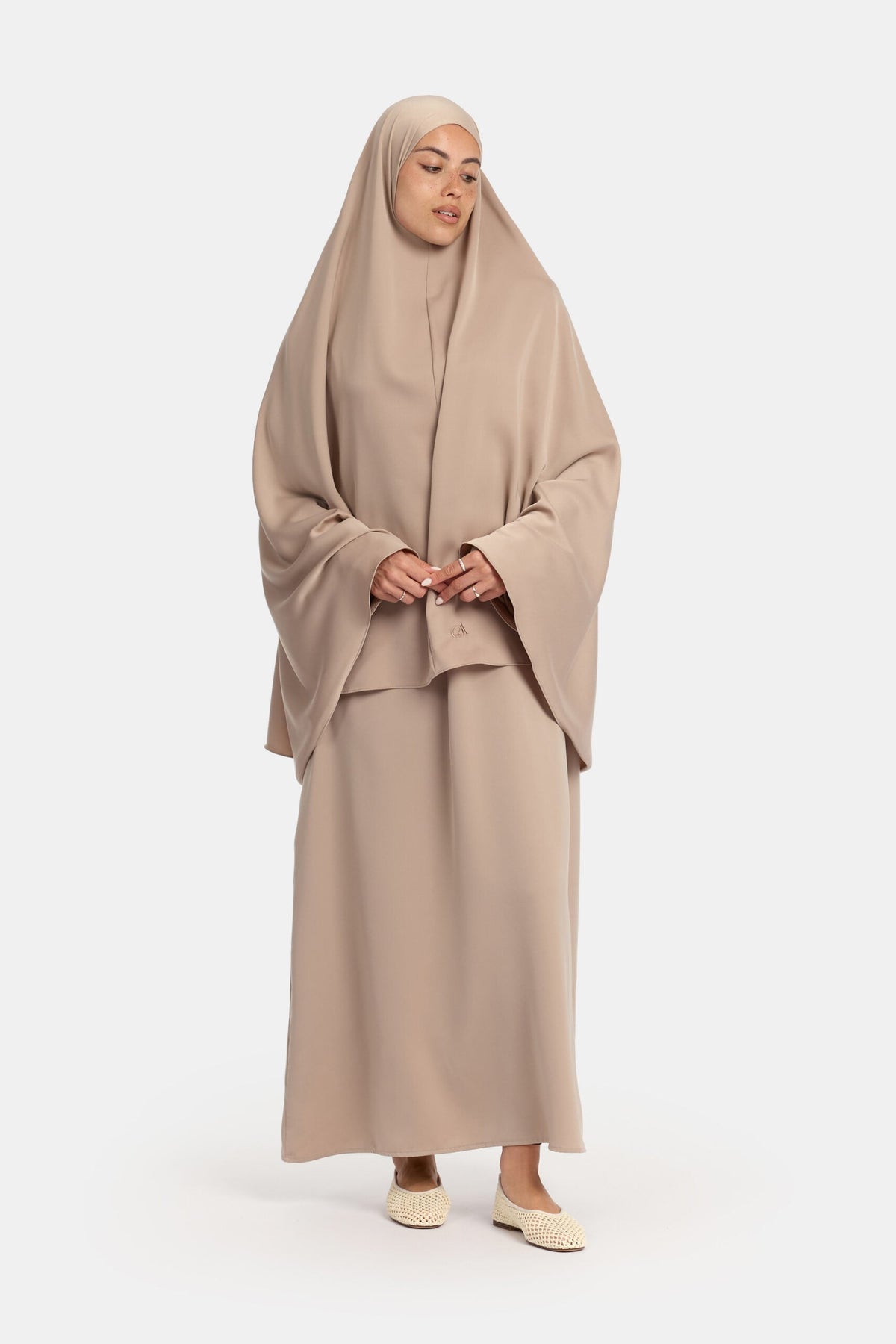Satin khimar Beige Taupe (Balloon sleeve)