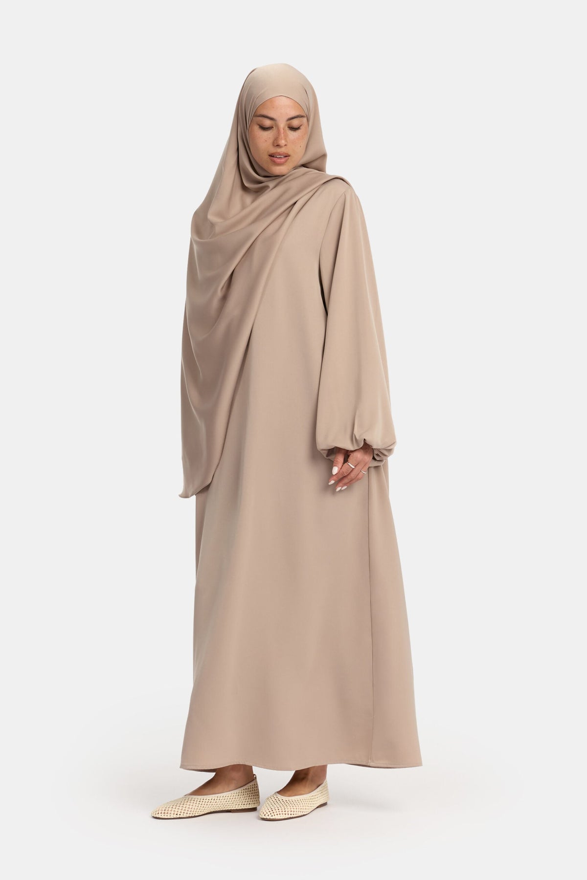 Satin balloon sleeve abaya Beige Taupe