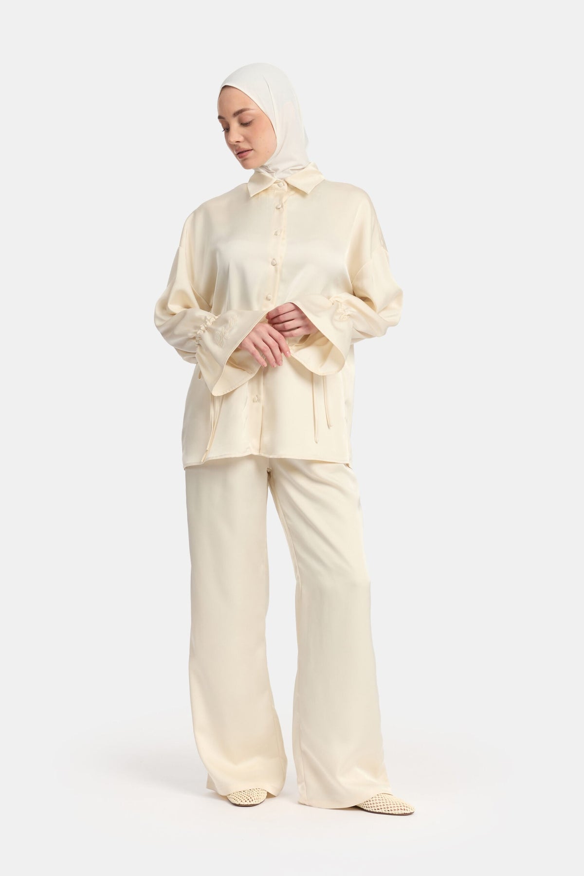Satin glow set Ivory OAmalak