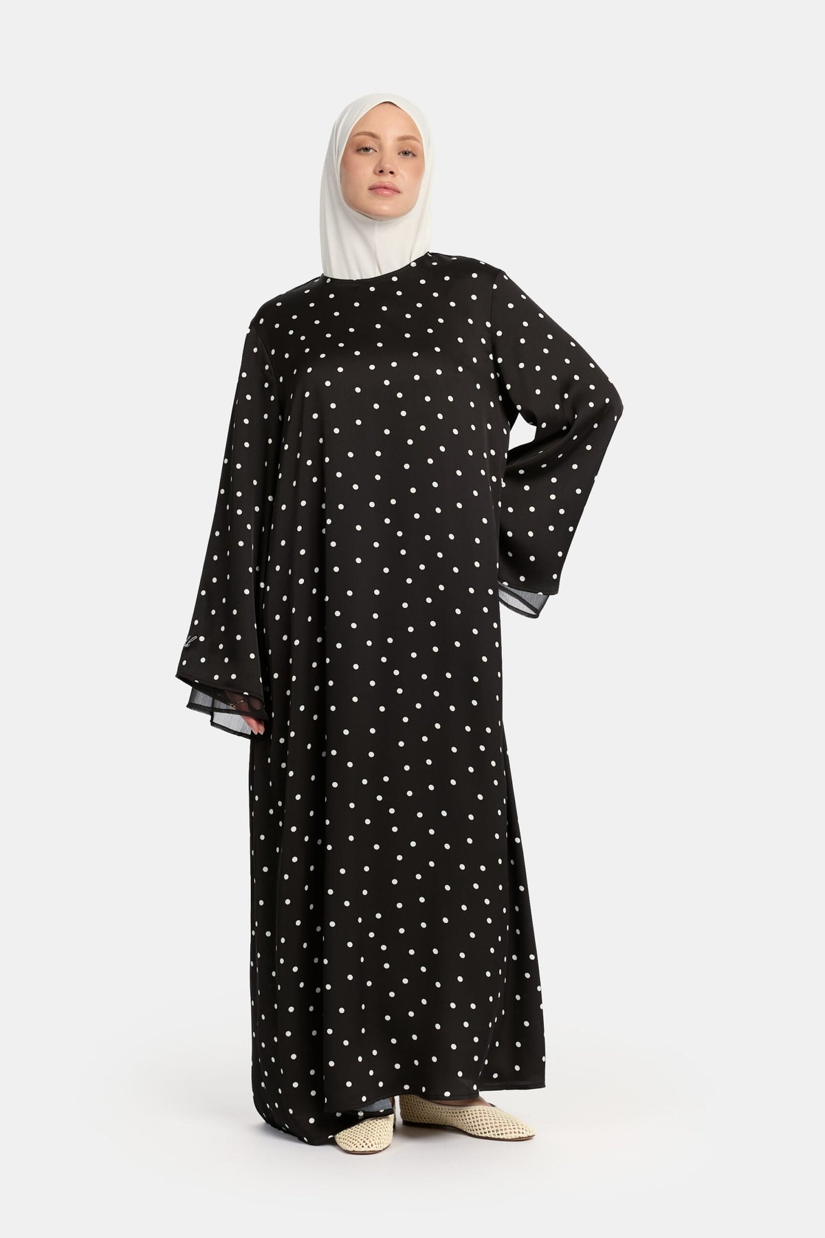 Soft dot Double sleeve abaya Black