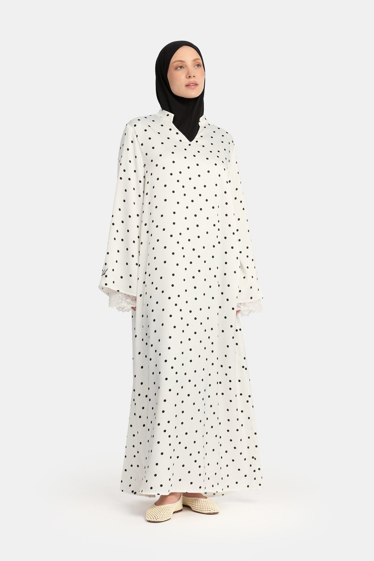 Soft dot Double lace sleeve abaya White