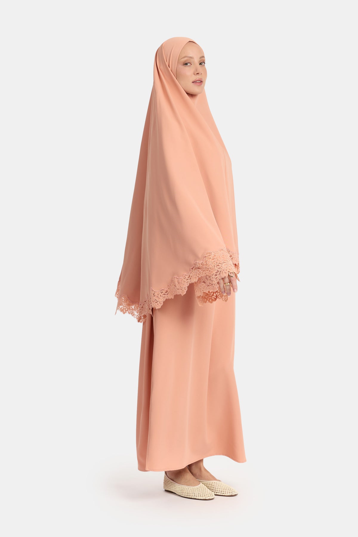 Khimar à bord ondulé en dentelle Muted Clay