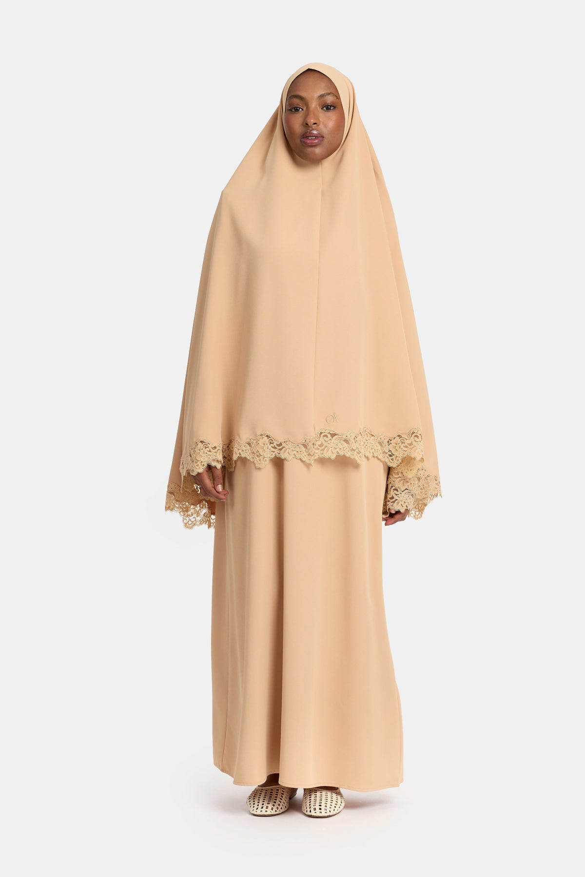 Khimar à bord ondulé en dentelle, couleur gingembre confit