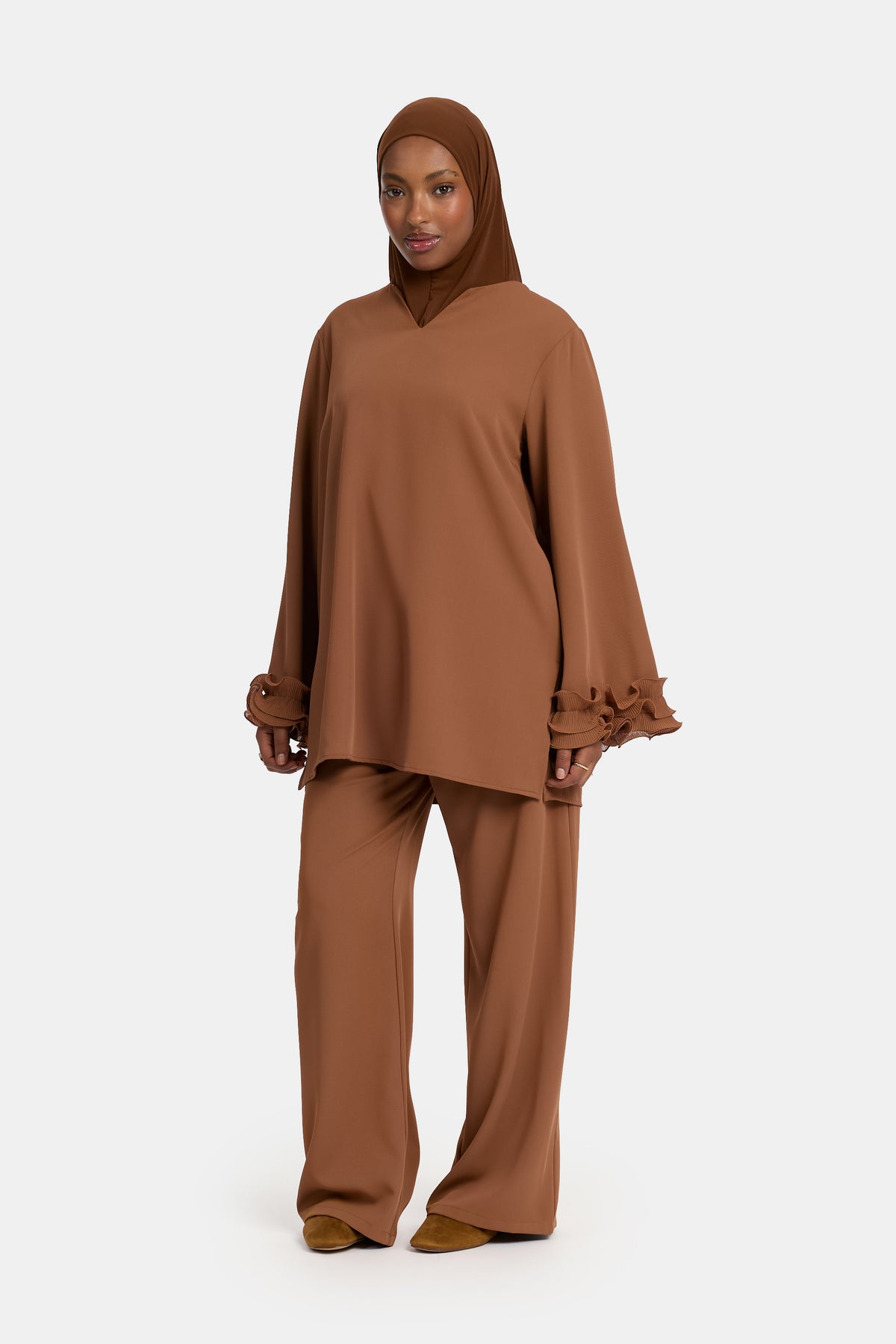 Ensemble deux pièces en mousseline froissée couleur caramel