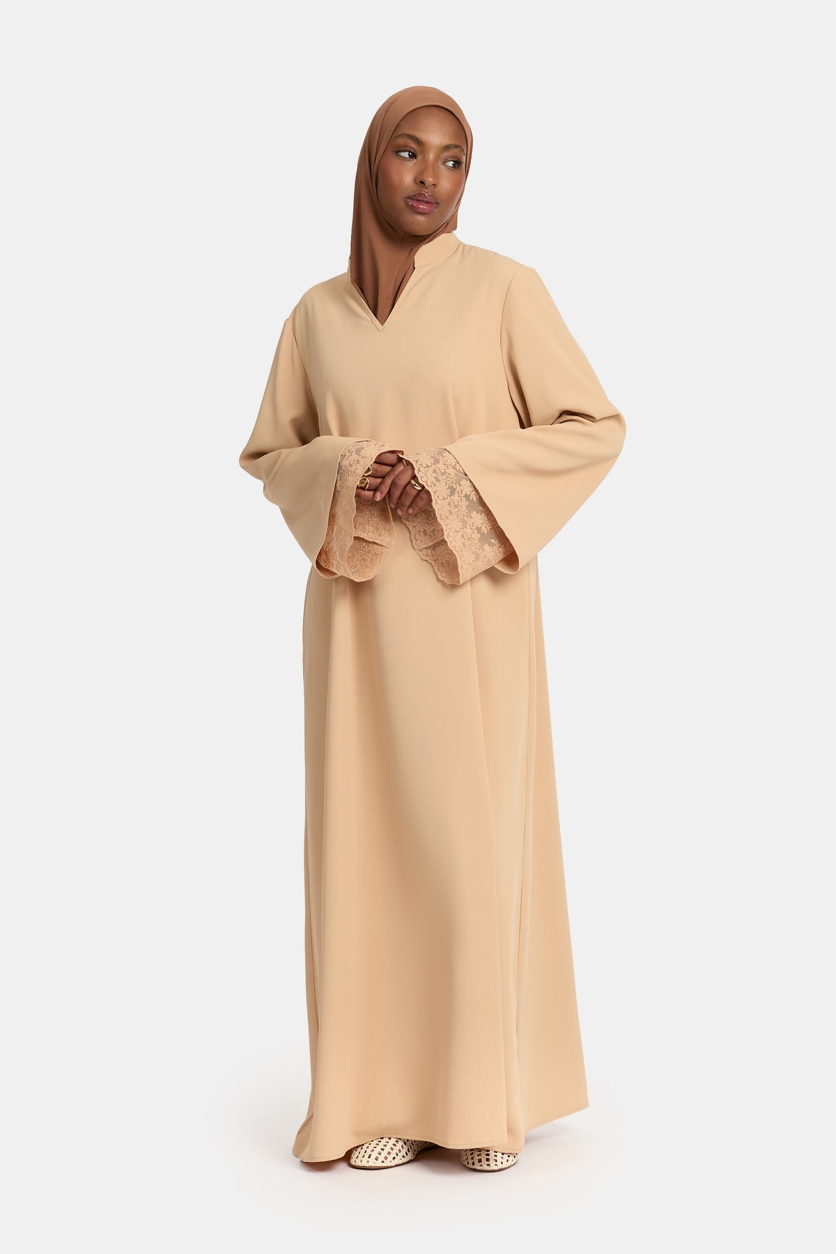 Abaya à manches en dentelle double, couleur gingembre confit