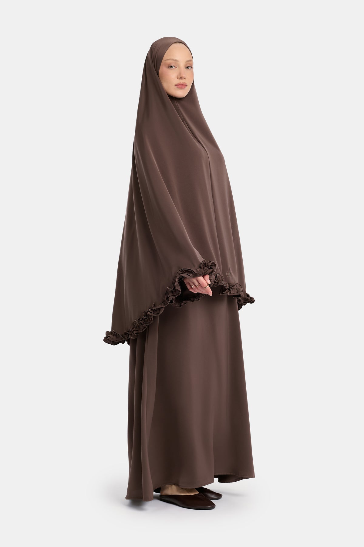 Khimar en satin à volants ondulés Smokey Taupe