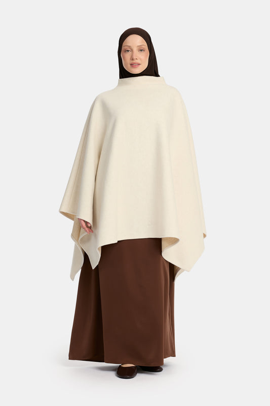 Beigefarbener Poncho