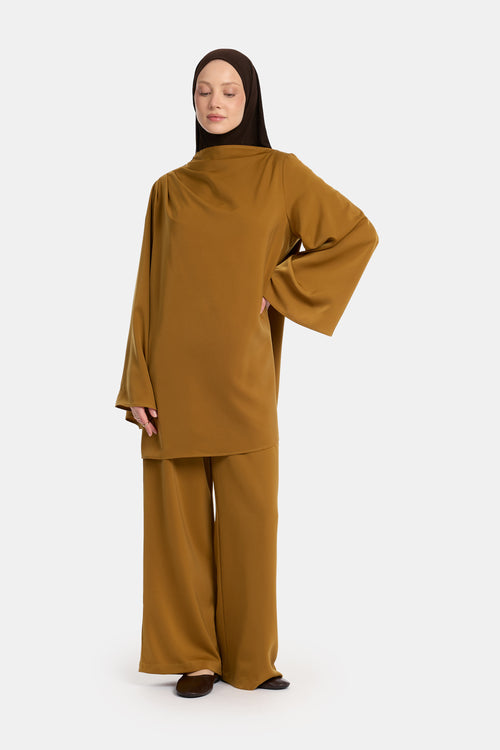 Asymmetrisches Twinset Honig-Oliv