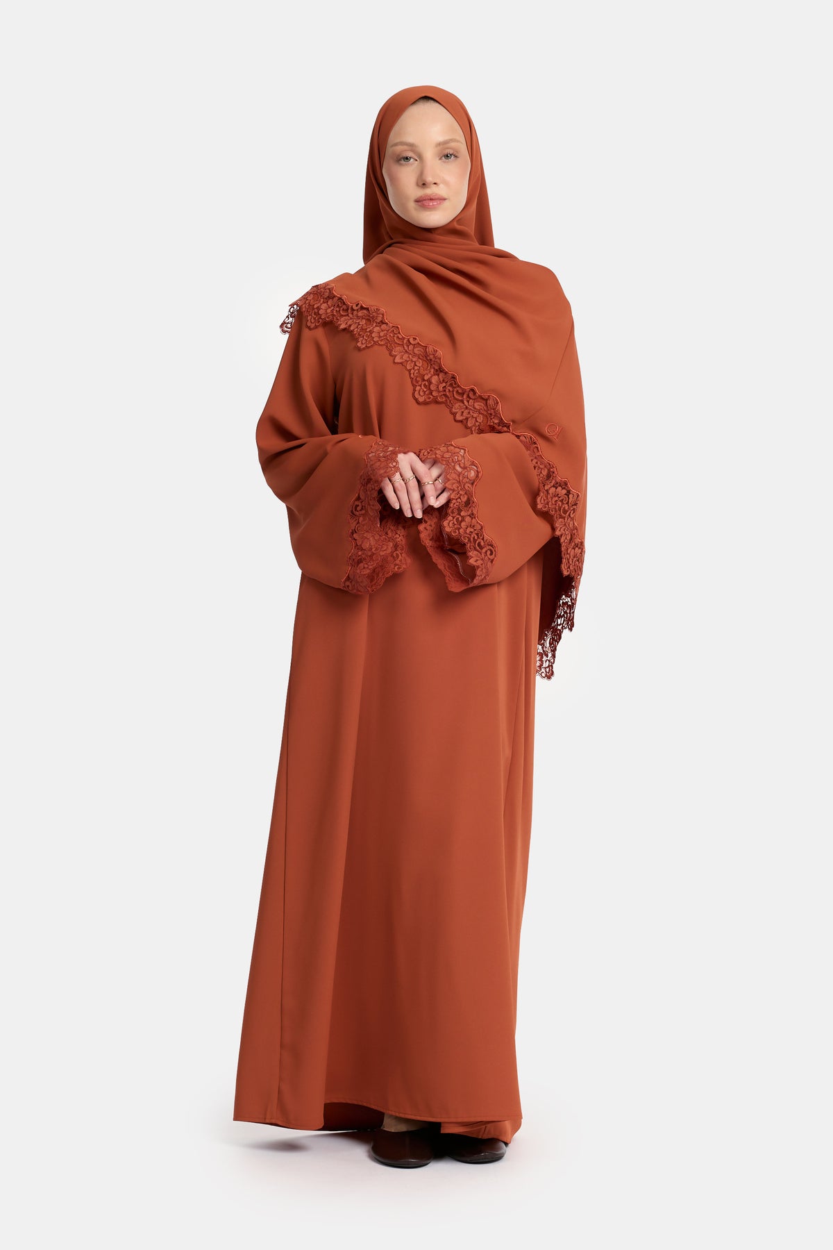 Abaya à bord ondulé en dentelle Arabian Spice