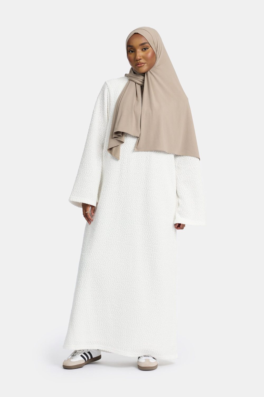 Teddy abaya White