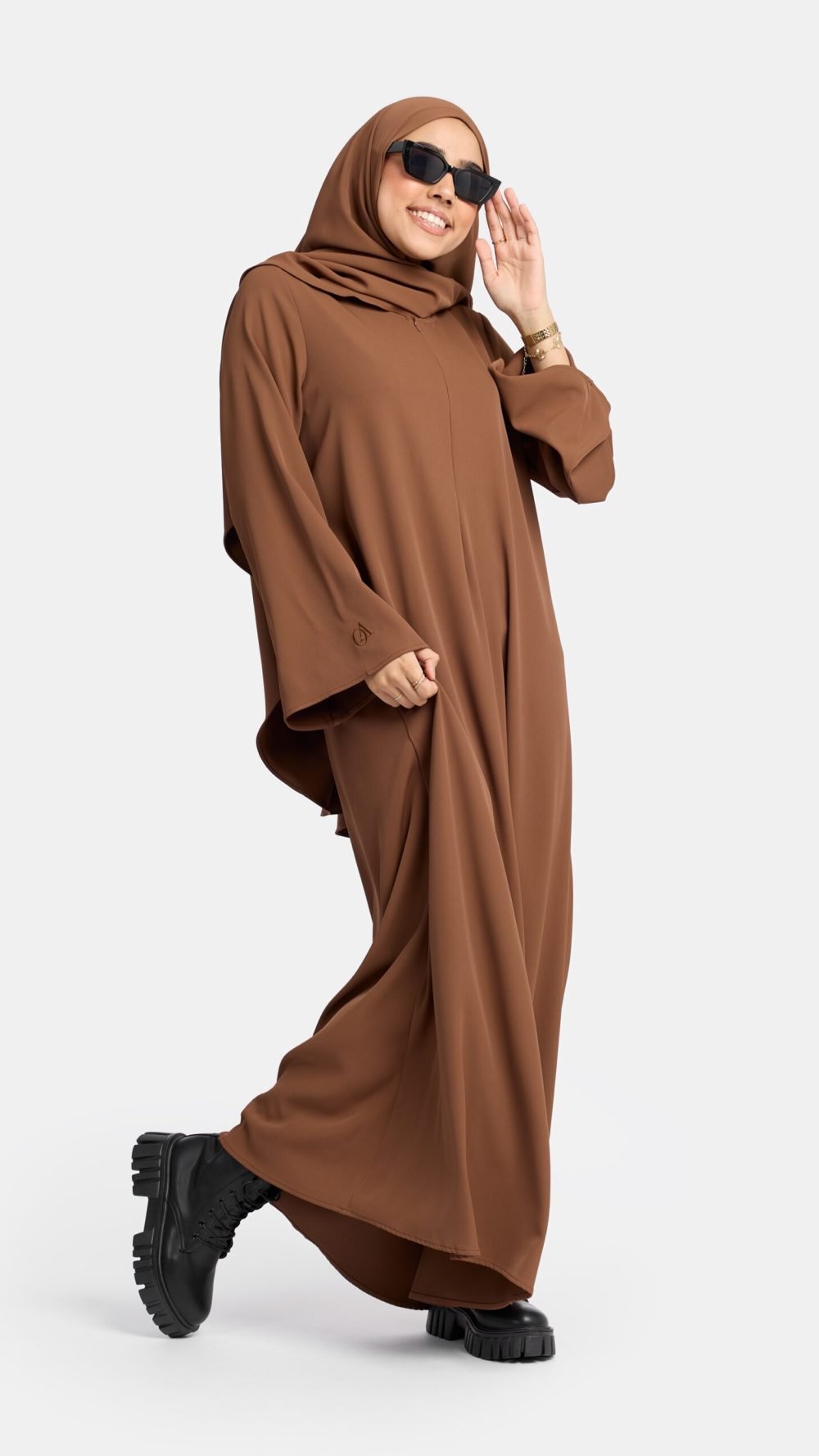 Wide sleeve abaya Bronze