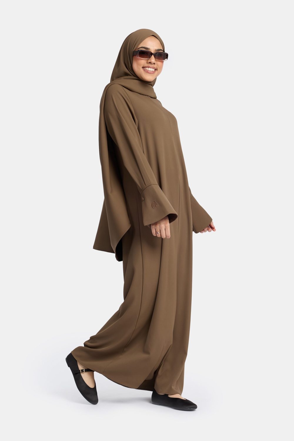 Simplicity charm abaya Driftwood