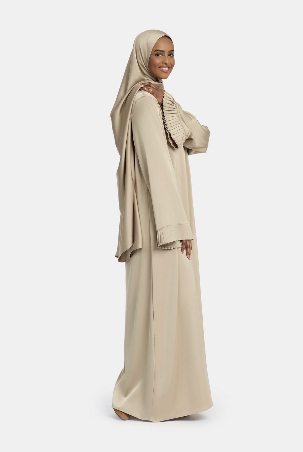 Plisse sleeve abaya Silk Taupe