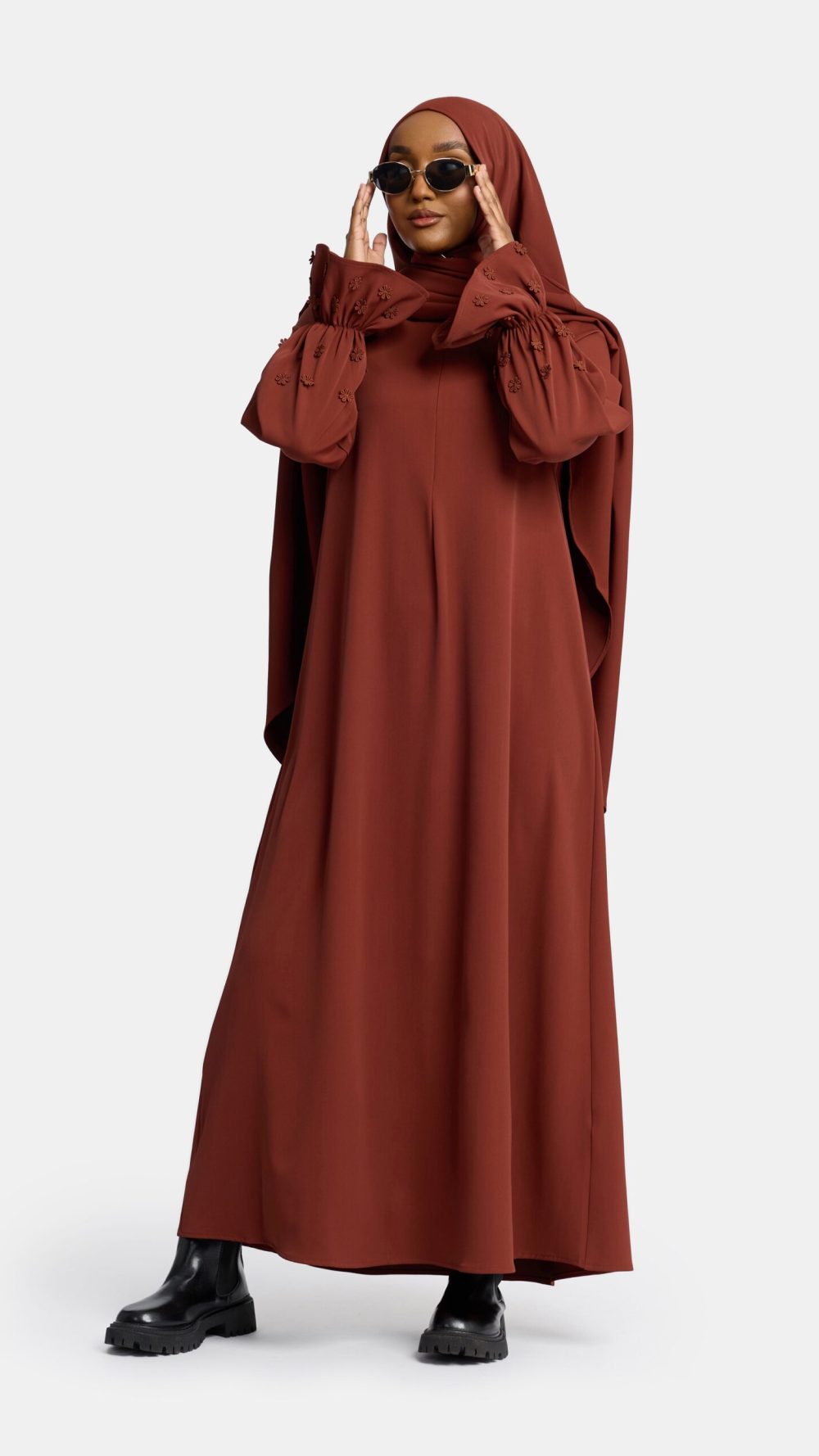 Embroidery abaya Red Wood