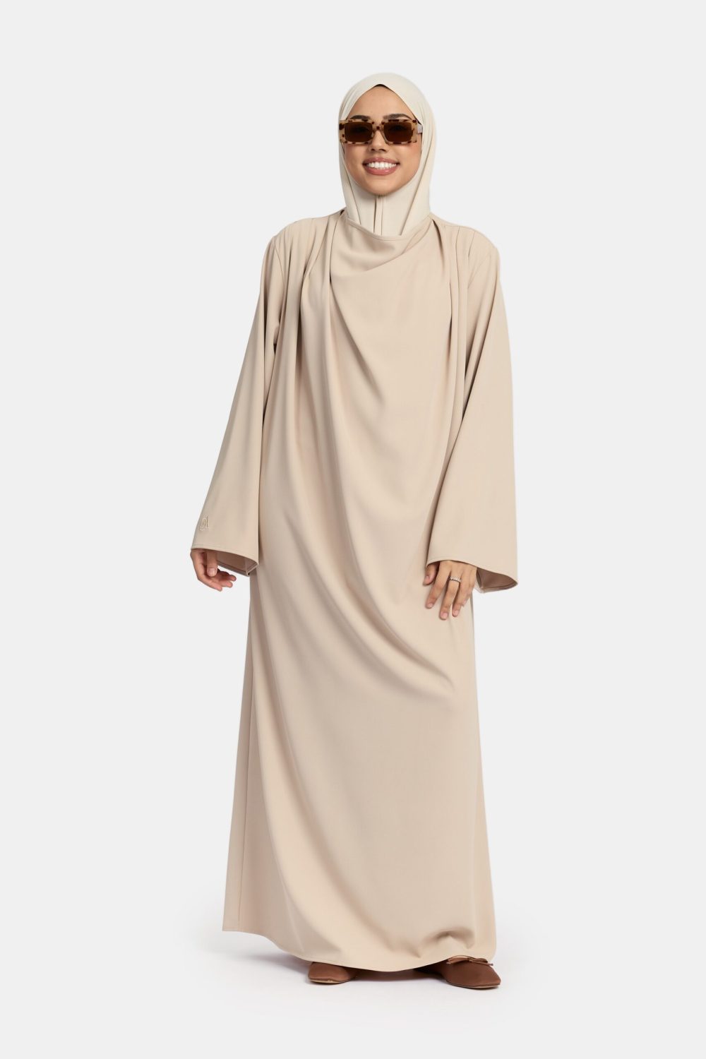 Folded Grace abaya Powder Taupe