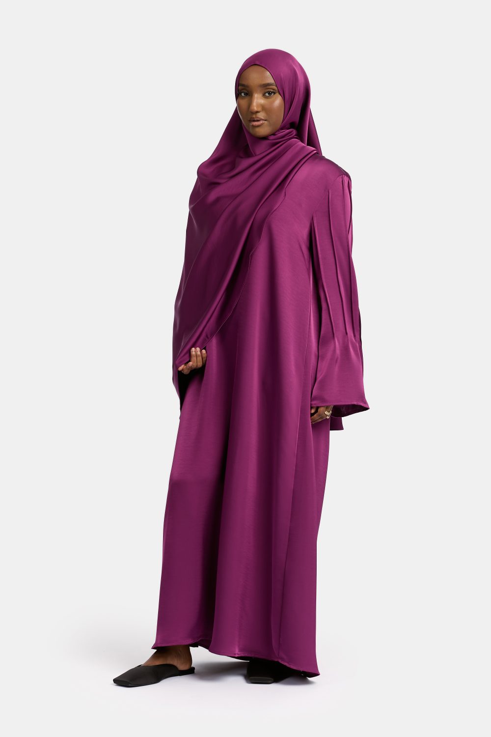 Finesse satin abaya Burgundy Purple