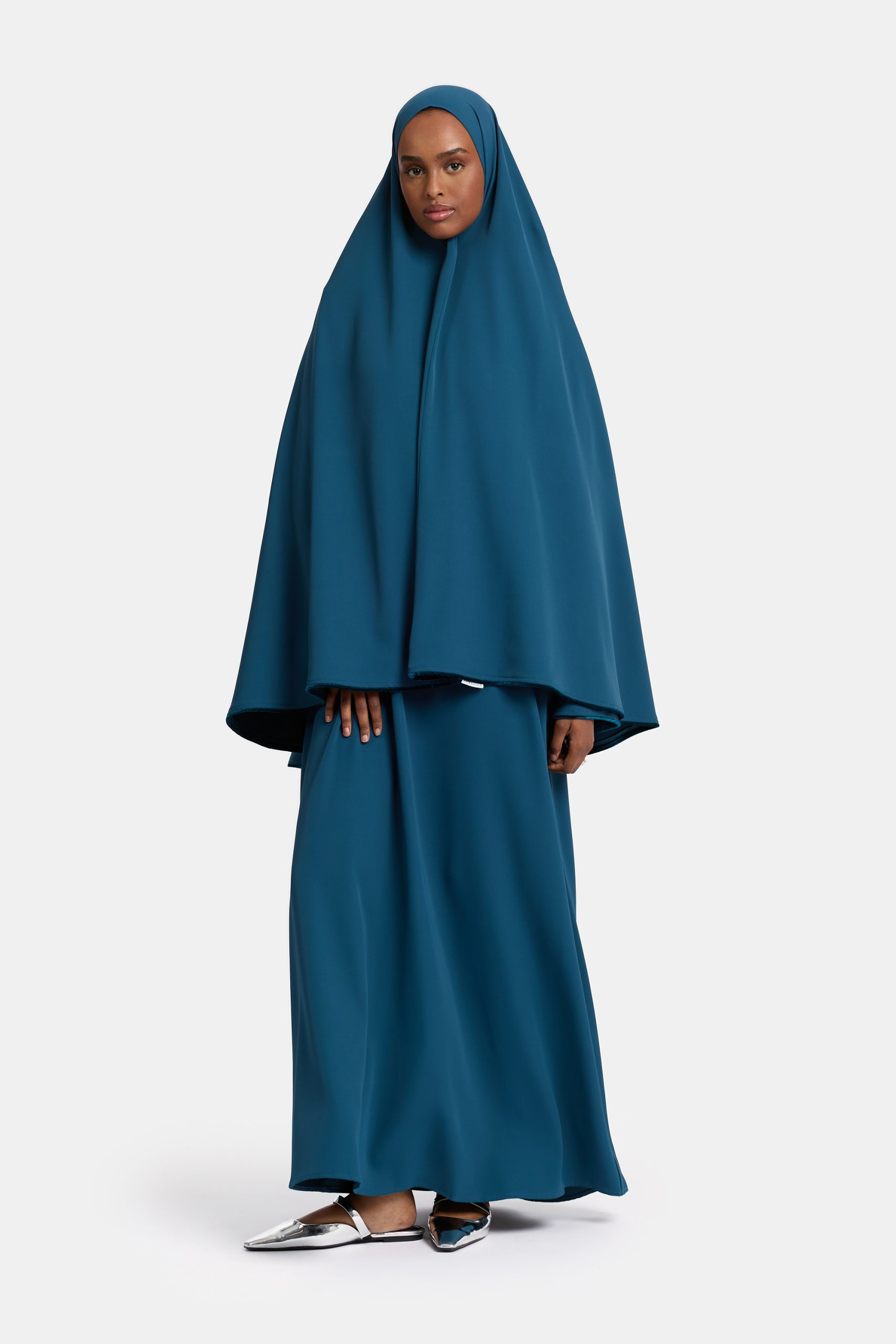 Velvet khimar Deep Saphire