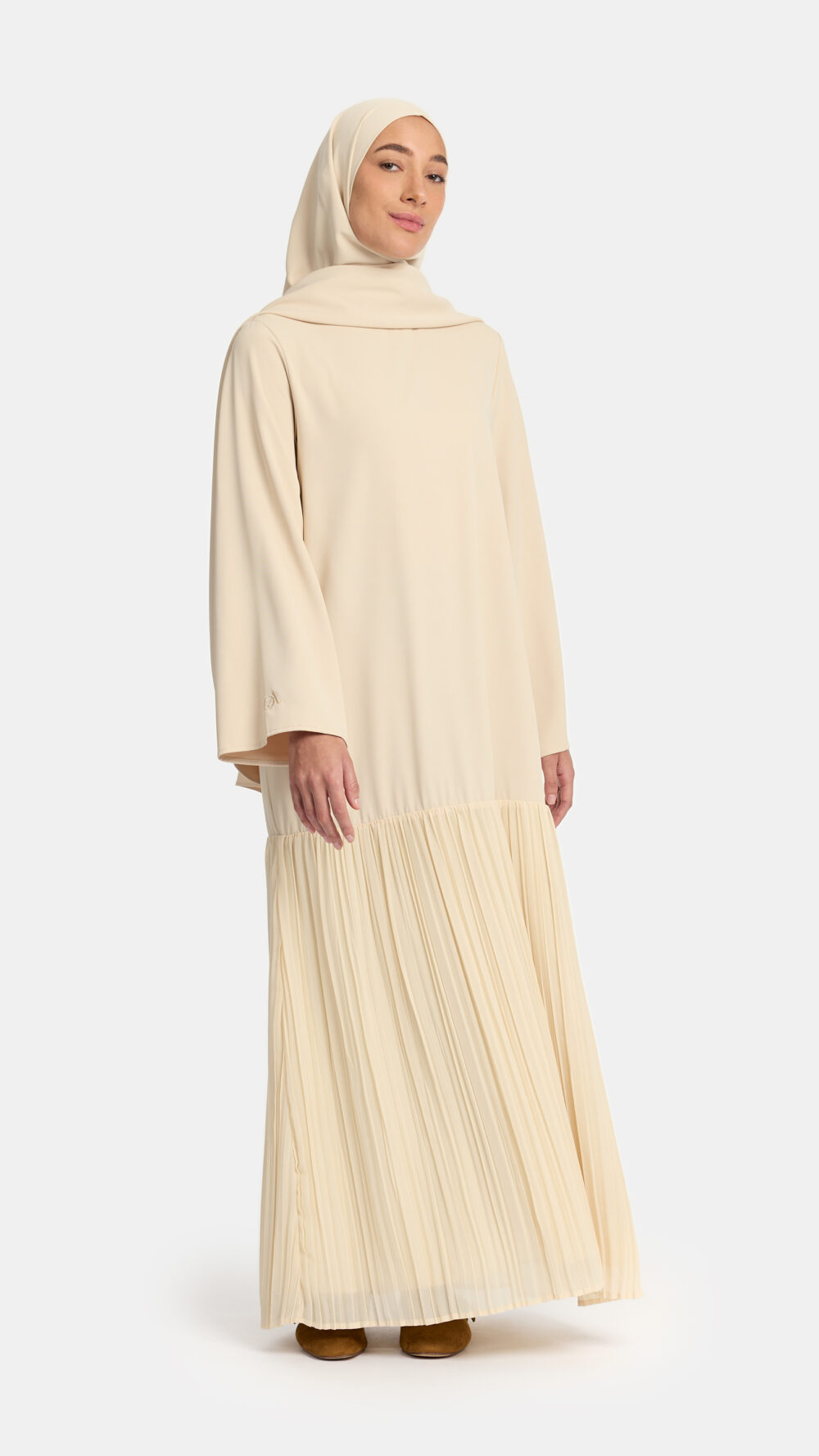 Pleated skirt abaya Beige