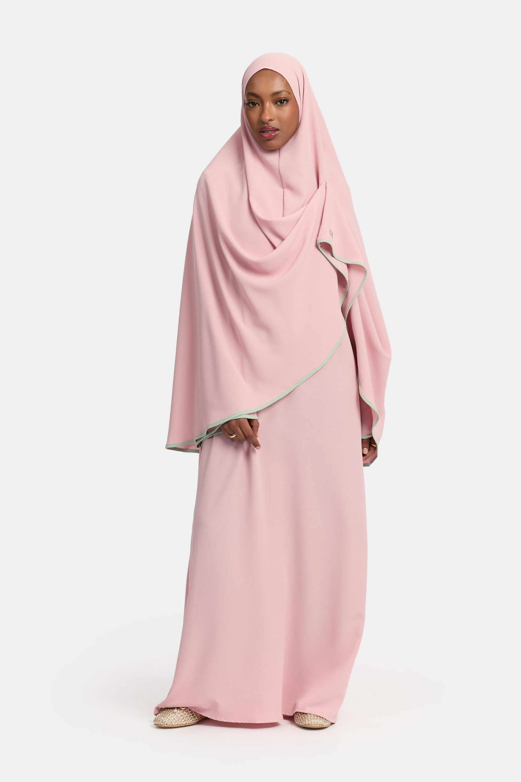 Magnet abaya and khimar set Rose