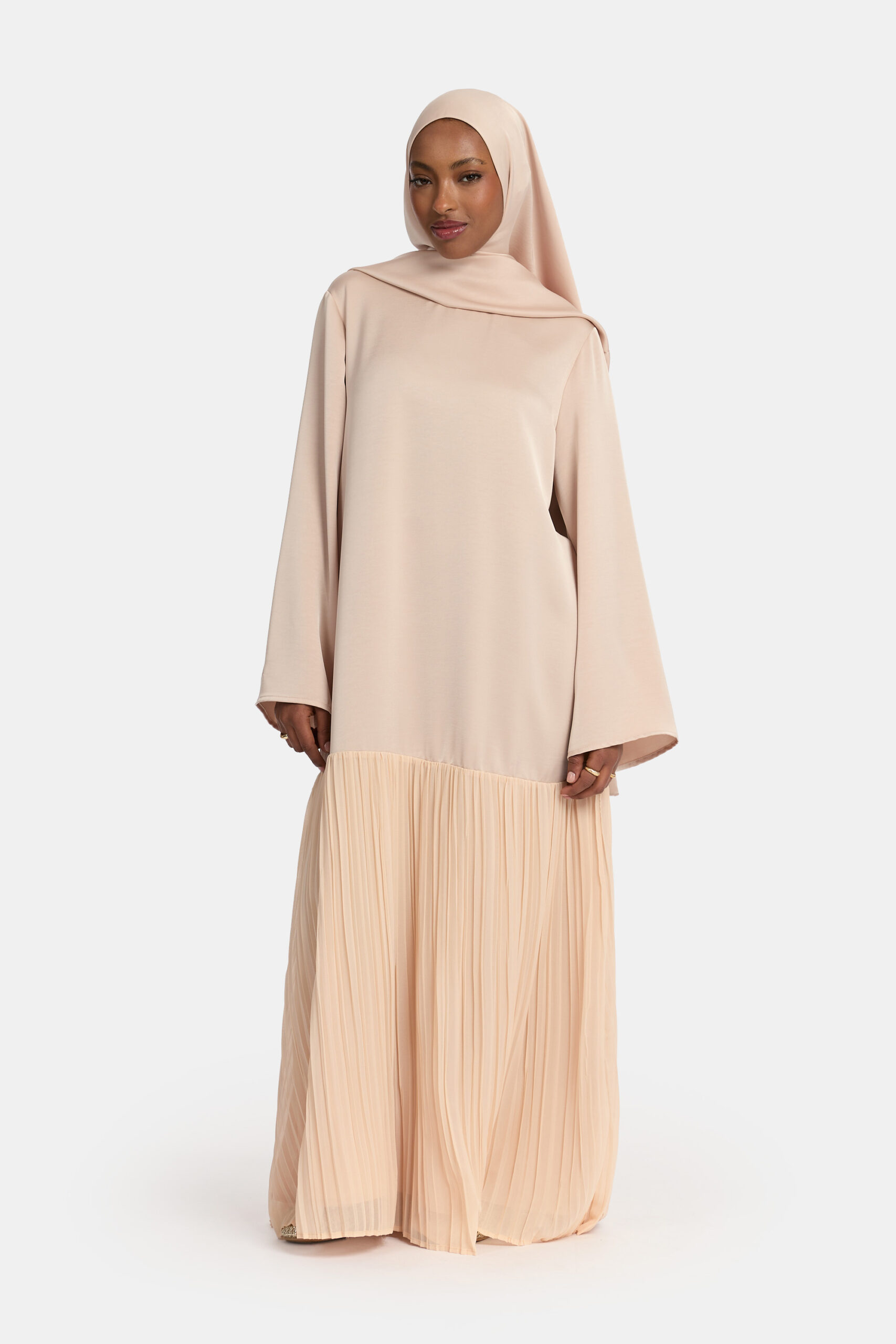 Pleated satin skirt abaya Almond