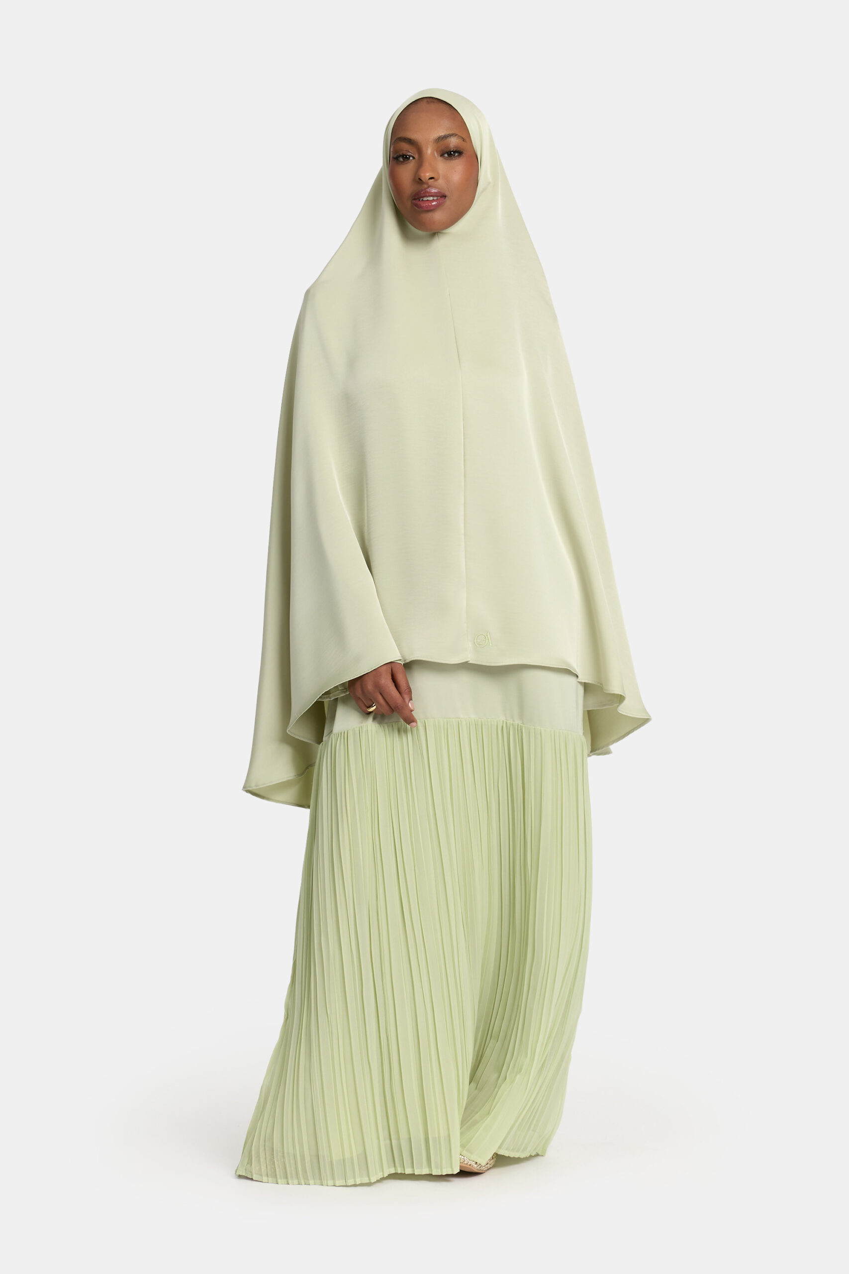 Khimar satin Pastel Sage (Pleated)