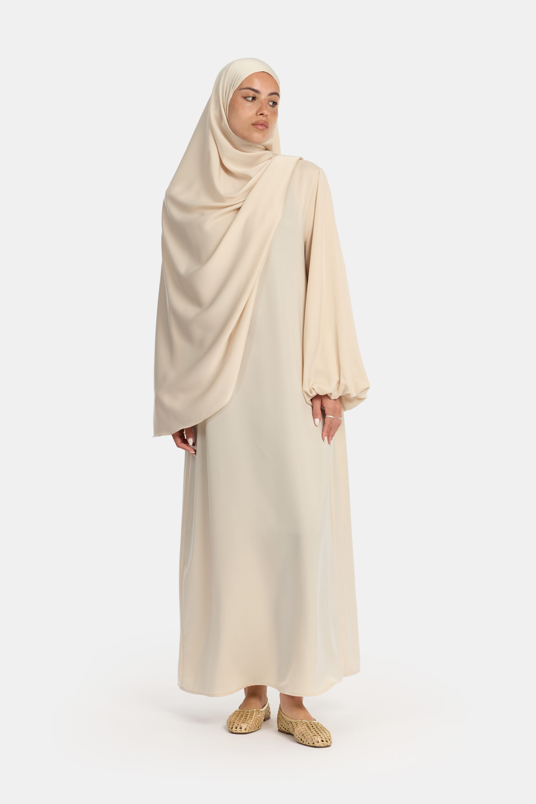 Satin balloon sleeve abaya Almond White