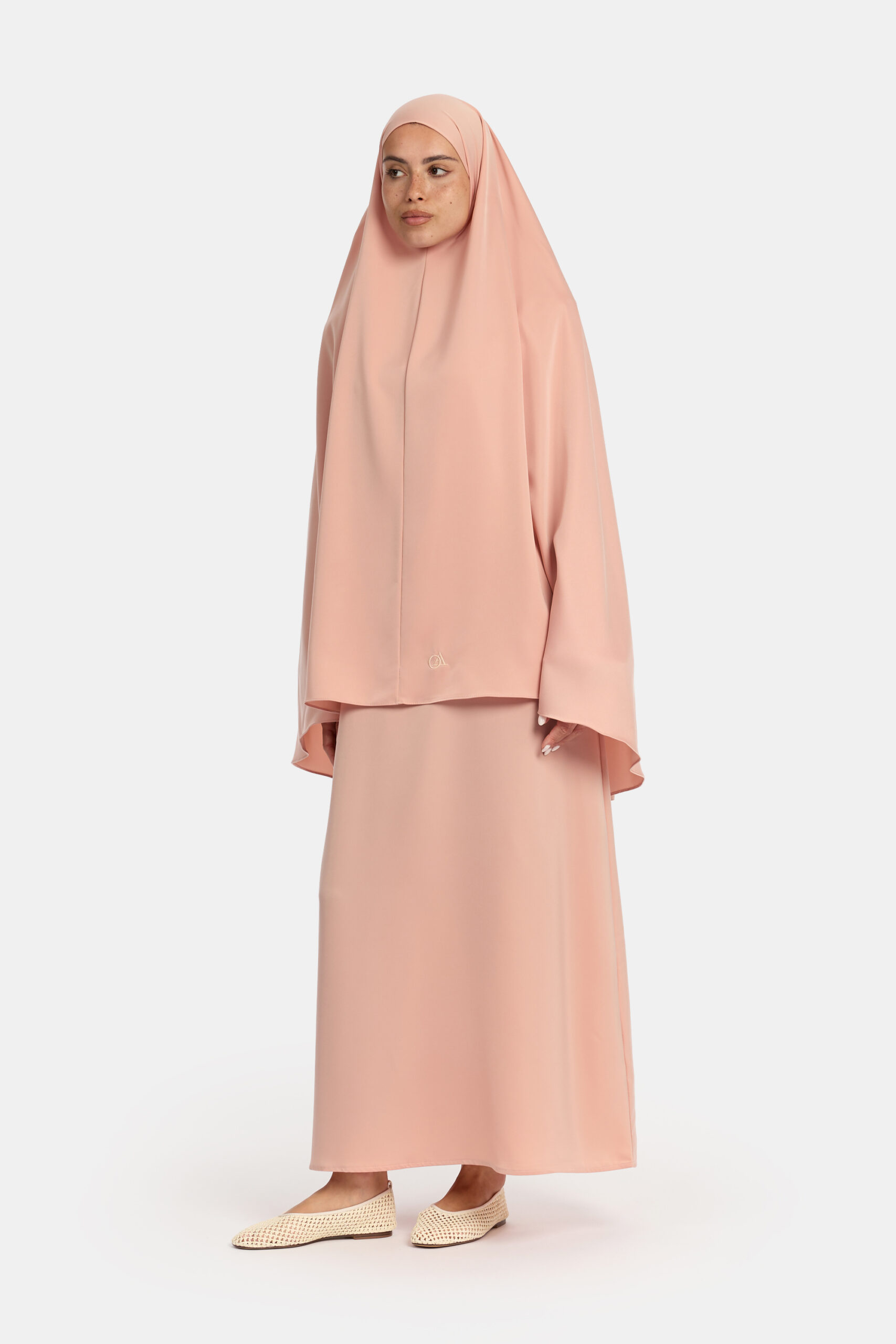 Satin khimar Salmon (Asymmetric)