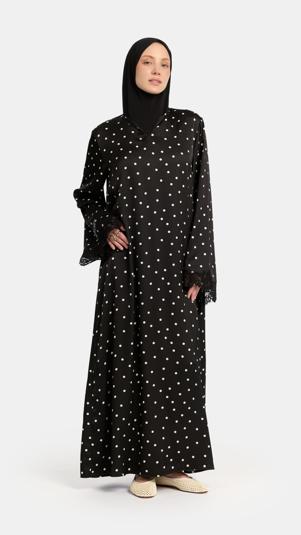 Soft dot Lace wavy edge Abaya Black