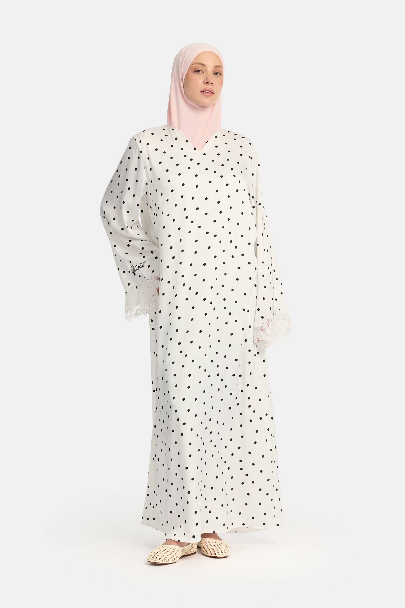Soft dot Lace wavy edge abaya White - Afbeelding 3